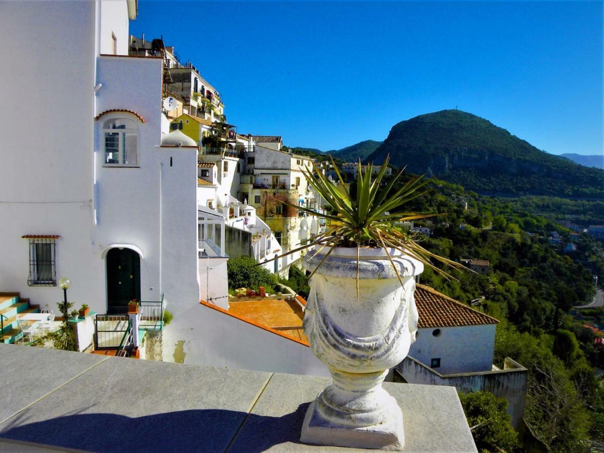 La Terrazza Sul Blu -Vista Mare- Apartment Vietri Bagian luar foto
