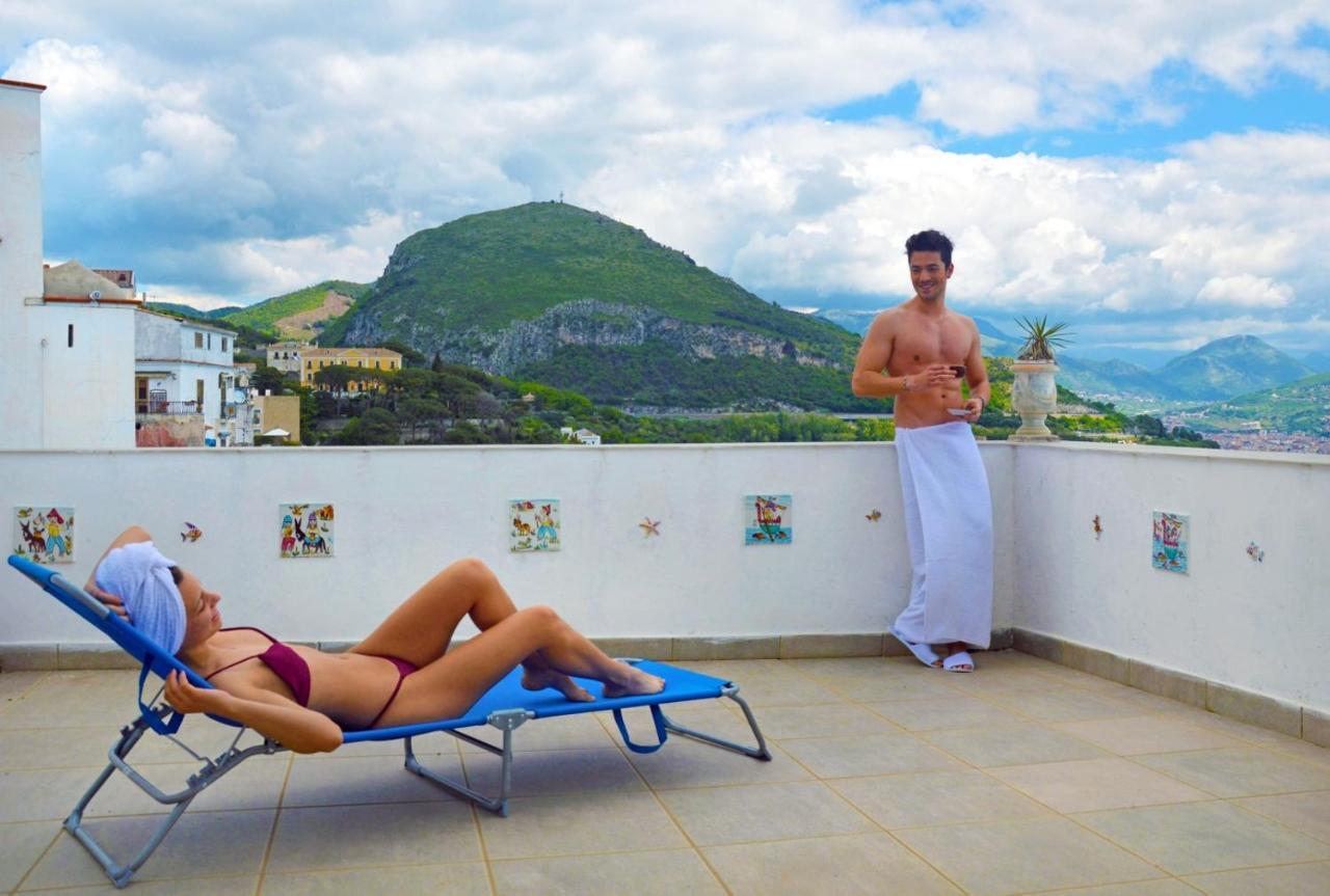 La Terrazza Sul Blu -Vista Mare- Apartment Vietri Bagian luar foto